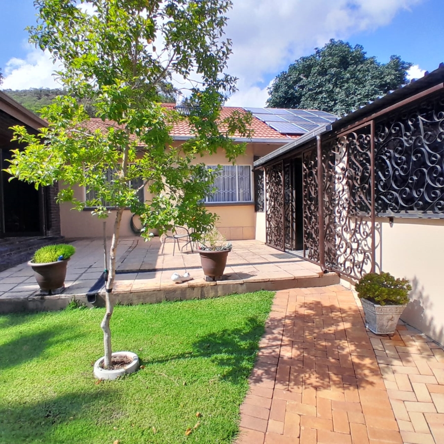 3 Bedroom Property for Sale in Safari Gardens North West